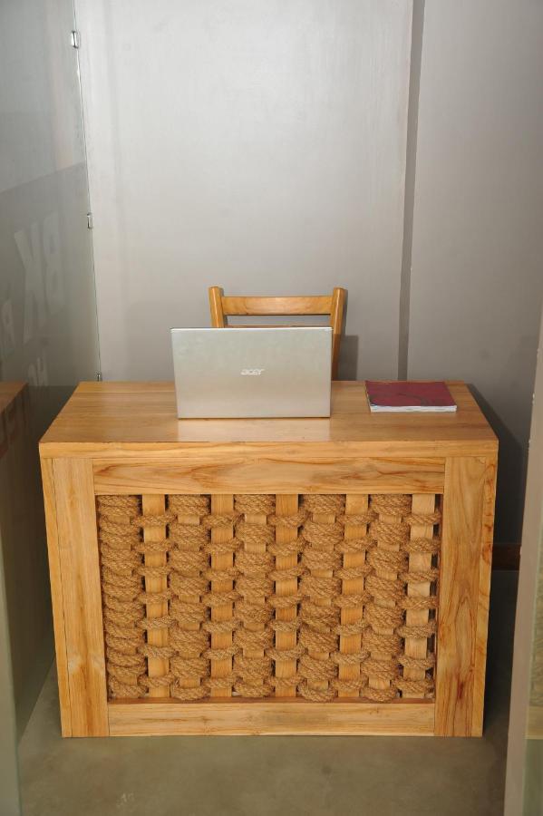 Bk Beach Boutique Hotel - Hikkaduwa Kültér fotó