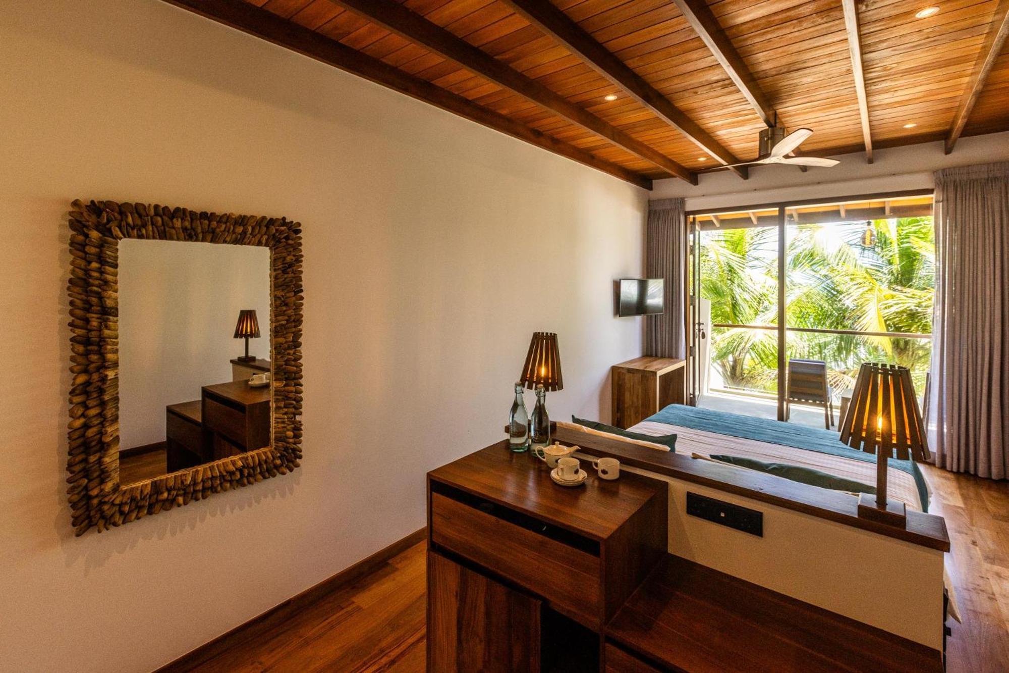 Bk Beach Boutique Hotel - Hikkaduwa Kültér fotó